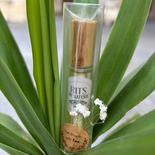 100 % Natural Lip Oil